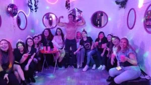 Club de Princesas Santiago despedida soltera vedetto show