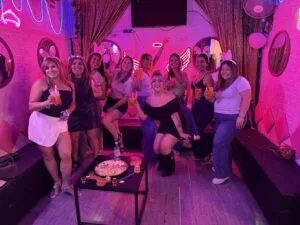 Despedida de soltera en Santiago 2026 — FullVedettos